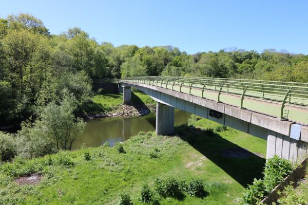 The country park spans the River Severn